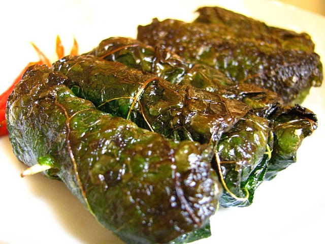 Bò cuộn lá lốt Bò cuộn lá lốt