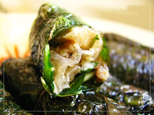 Bò cuộn lá lốt Bò cuộn lá lốt
