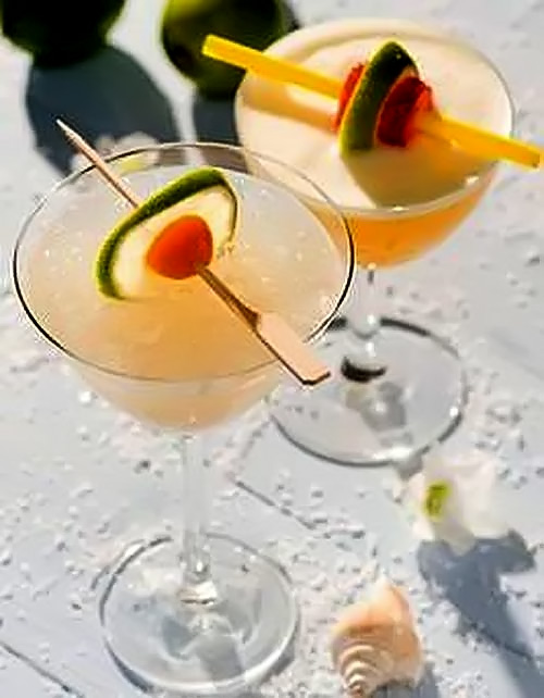 Cuối tuần sảng khoái với cocktail cam tươi 