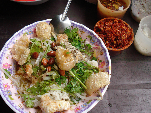 Cơm hến xứ Huế khó quên 
