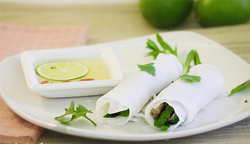 Phở cuốn tôm thịt