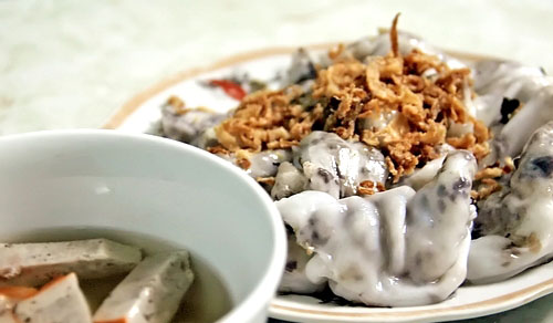 Bánh cuốn nhân thịt - Hương vị từ sự chờ đợi 